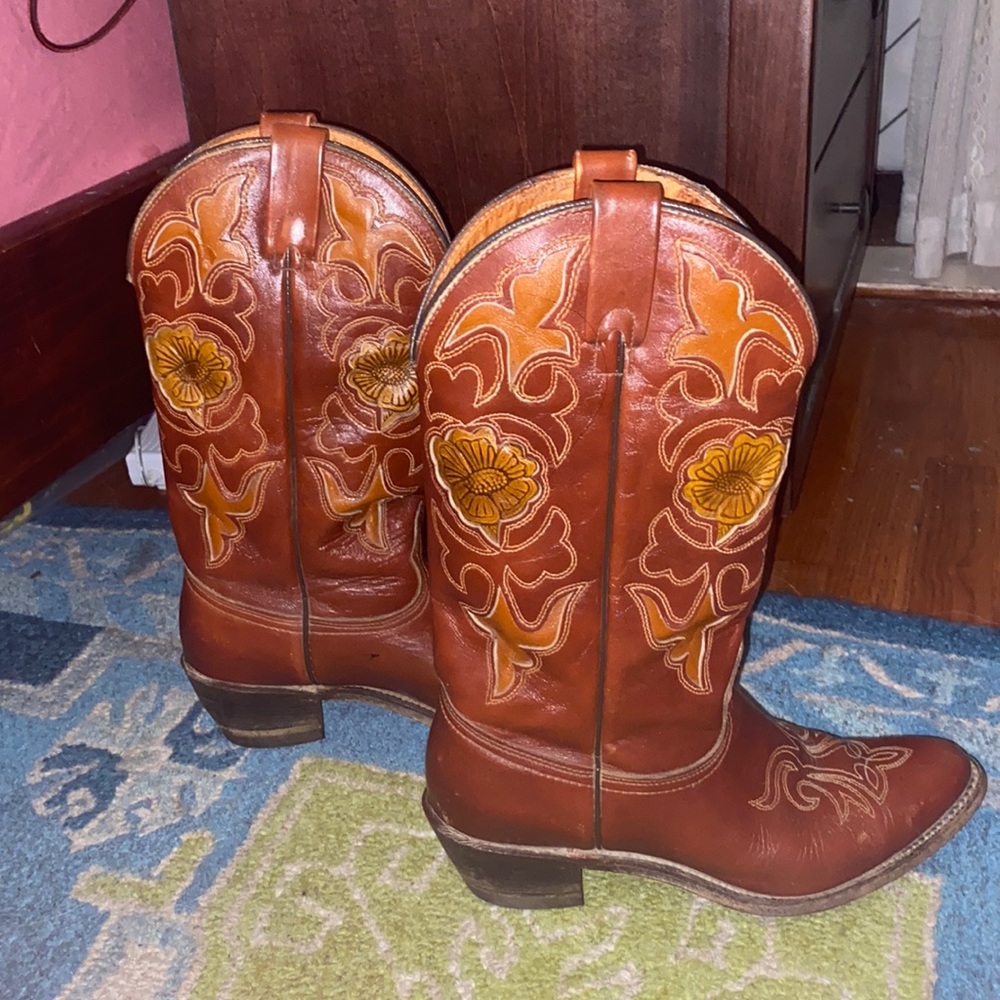 Women's floral leather cowgirl boots